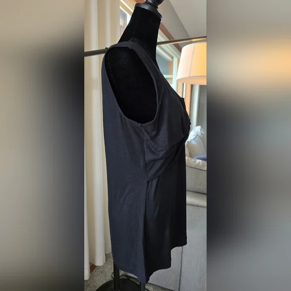 CAbi - Show-Off Tank- Black Twist Front -Sleeveless Women's - Size Med - Picture 3 of 3